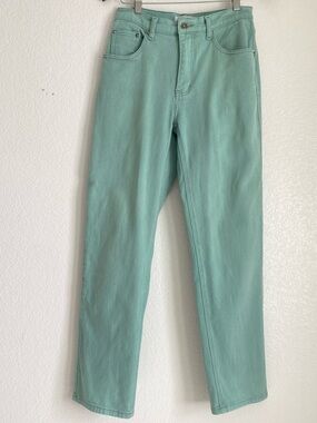 Vintage high waisted jeans tapered leg ankle length sage green